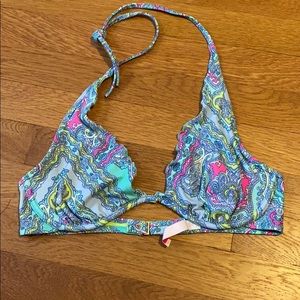 Scalloped Bikini Top - 34C - Textured Swimwear - Underwire Suppo